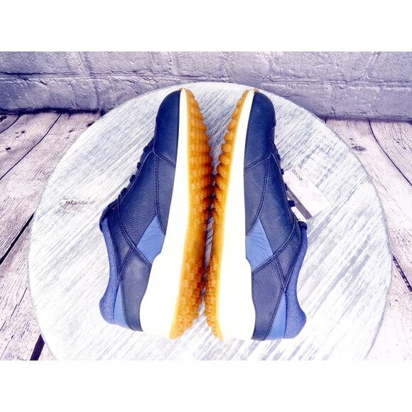 Ecco Golf Shoes Street Retro Blue Women 8 Spikeless Used No Box - Picture 3 of 13